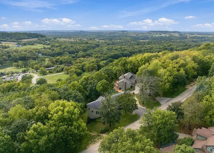 The Architect's Overlook Sweeping Valley Views *