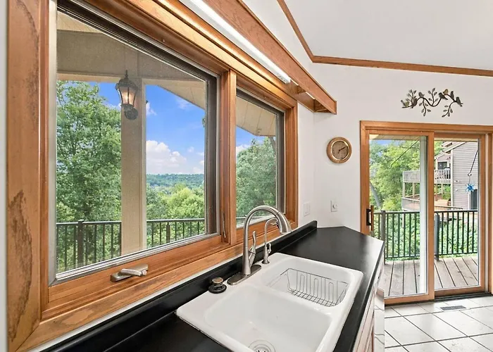 The Architect's Overlook Sweeping Valley Views Galena