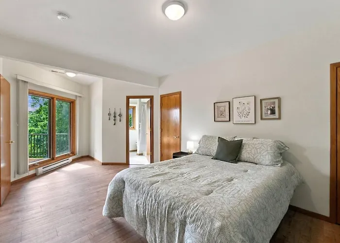 The Architect's Overlook Sweeping Valley Views *
